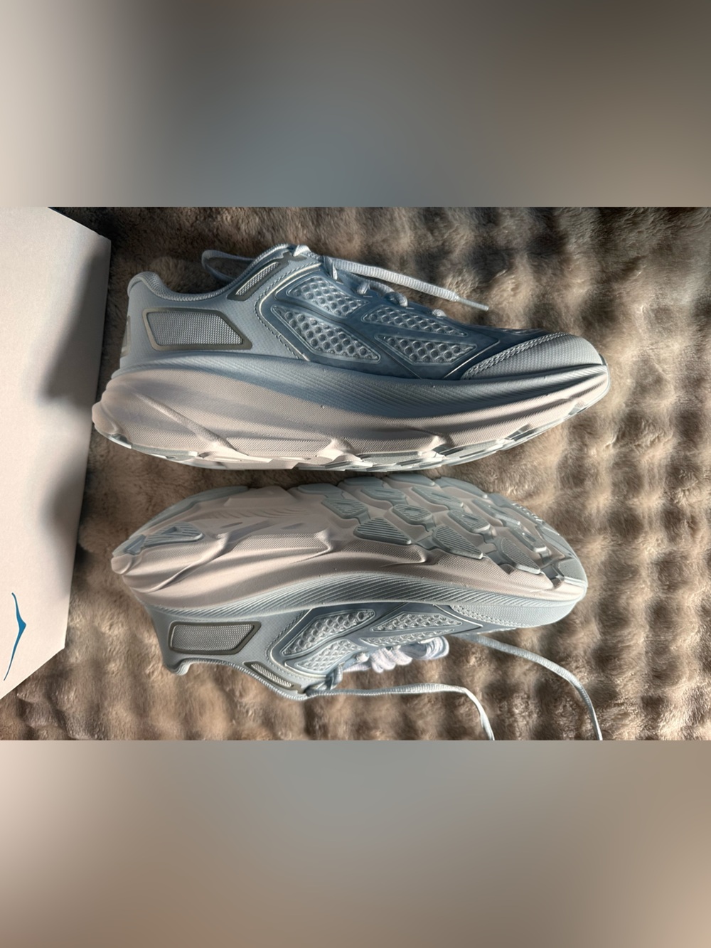 HOKA Clifton One9 Sneakers – Clear Lake/White – Women's 10 – NIB – Rare Colorway - Picture 4 of 8